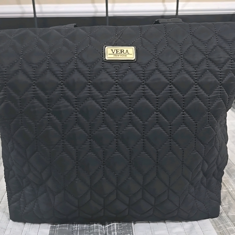 Vera New York Black Quilted Shoulder Bag